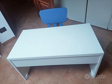 Panca Smastad e sedia Ikea per bambini