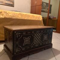 Cassapanca di legno
