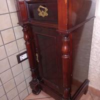 mobile comodino d'epoca 