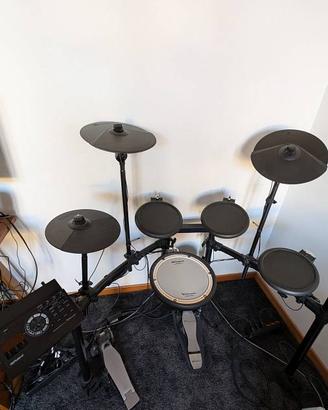 Roland td 17kl con Pedale cassa, sgabello, tappeto