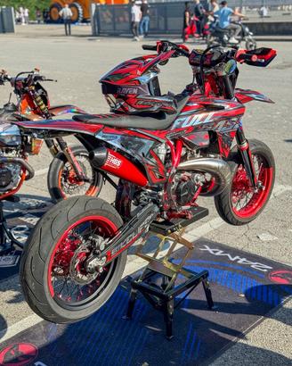 Kit plastiche graficato gasgas