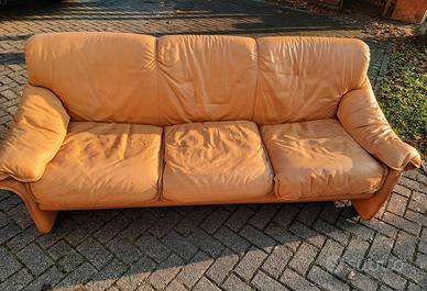 Divano 3 posti in pelle