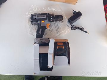 avvitatore trapano con 2 batterie vento in