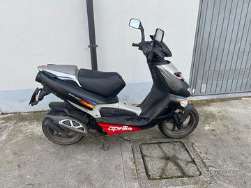 Aprilia SR 50 - 2010