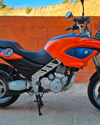 BMW F 650 CS ( solo  21.000 KM)