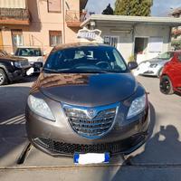Lancia Ypsilon 1.3 MJT 16V 95 CV 5 porte