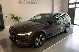 VOLVO V60 Cross Country B4 (d) AWD automatico Ul