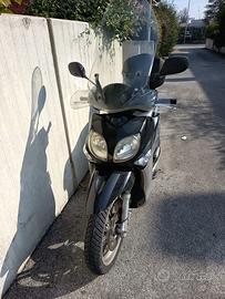 Scooter Yamaha Xenter 150cc