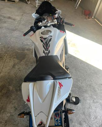 Aprilia RSV4 - 2010