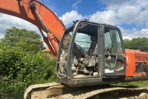 Escavatore HITACHI