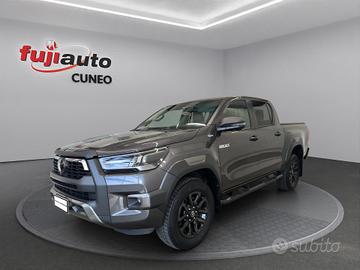 Toyota Hilux 2.8 d double cab Invincible 4wd auto