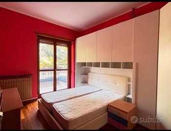 Armadio a ponte per camera da letto + 2 materassi