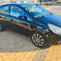 Opel Corsa 2010 Gpl