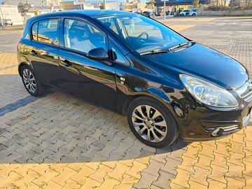 Opel Corsa 2010 Gpl