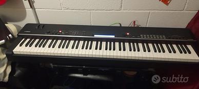 Pianoforte yamaha CP4