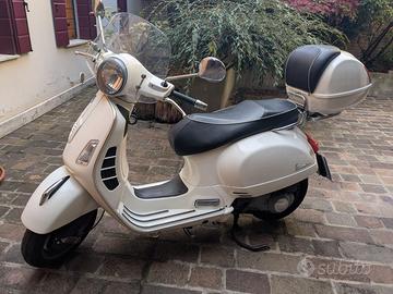 Vespa GTS 300 Super Sport - 2009