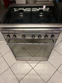 Cucina a gas Smeg 4 fuochi – forno non funzionante