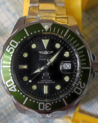 OROLOGIO INVICTA AUTOMATICO SUB 300 MT 825€ NUOVO