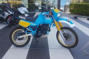 Yamaha Teneré 600 celeste