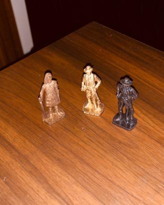 3 Soldatini da collezione Kinder