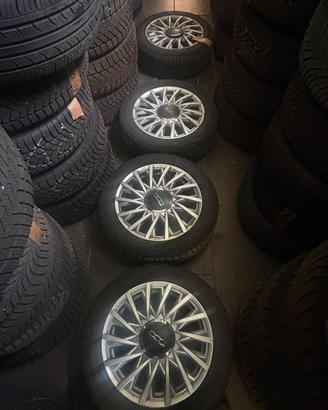 Cerchi e Gomme da neve Fiat 500