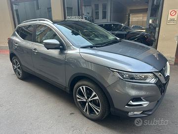 Nissan Qashqai 1.5 dCi N-Connecta