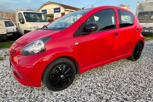 Toyota Aygo 1.0 12V VVT-i 5 porte Sound