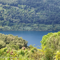 Terreno edificabile con casale