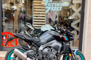 Yamaha MT-10, conto vendita, pochissimi km, tutti 