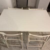 tavolo IKEA VIHÄLS con 4 sedie pieghevoli FRÖSVI
