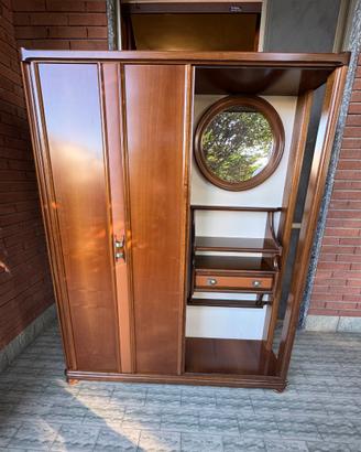 Cappottiera in legno