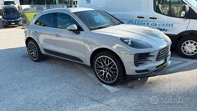 Porsche Macan 2.0 benzina 245 cv uniproprietario