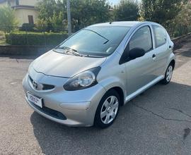 Toyota Aygo 1.0 12V VVT-i 5 porte Now