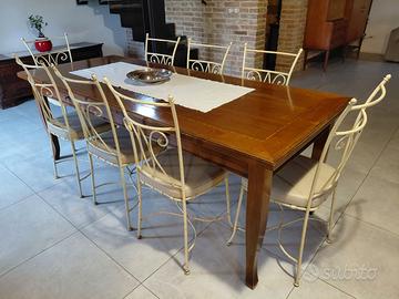 tavolo e sedie in ferro battuto