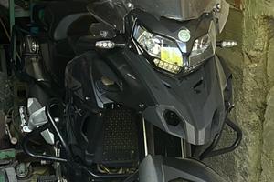 Moto Benelli TRK502X