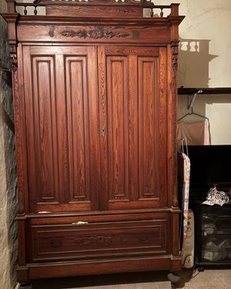 Armadio vintage fine 800 inizio 900 in legno