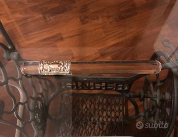 Lente da lettura giornale