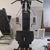 Macchina Tecnogym "unica" multifunzione