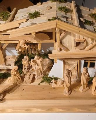 Presepe artigianale in legno