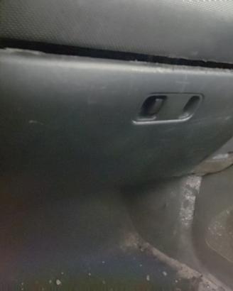 Cassetto portaoggetti MITSUBISHI PAJERO del 2005