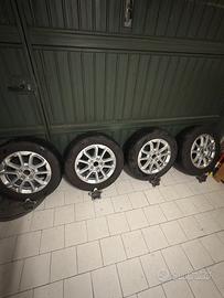 Cerchi Fiat 500x 16 pollici + gomme Nexen 4 stag.