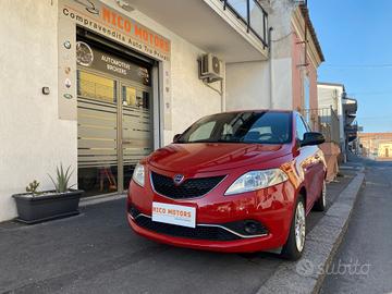 Lancia Ypsilon 1.3 MJT 16V 95 CV 5 porte S&S Silve