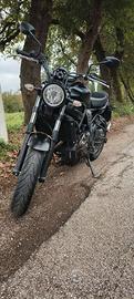 Yamaha xsr 700
