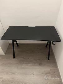 SCRIVANIA ERGONOMICA