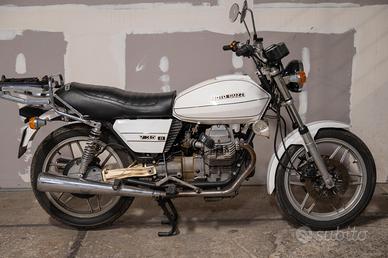 Moto Guzzi V 35 - 1973