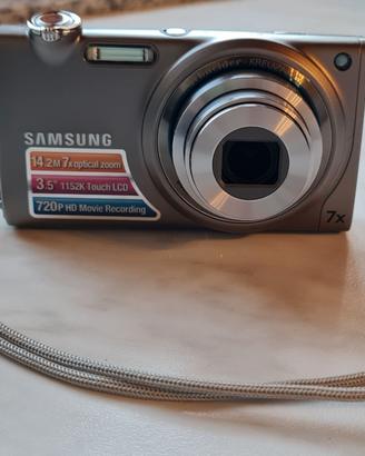 Samsung ST5000 14.2MB, zoom ottico 7x, Touchscreen