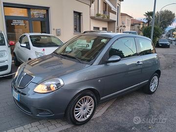 Lancia Ypsilon 1.2 Oro