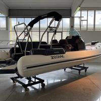 Zodiac Medline 6.8 con Honda 200 hp nuovo