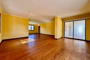 Appartamento di 255 m² con più di 5 locali a Borgo