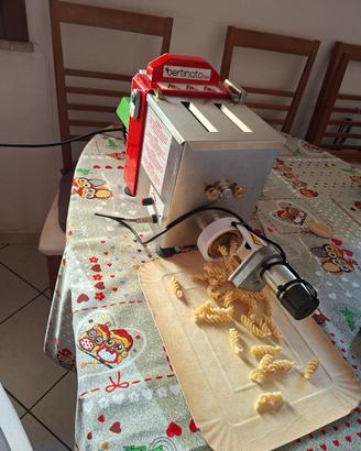 Macchina per la pasta 